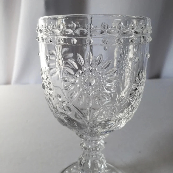Kirkland Clear Glass Sunflower Wine/water Goblets Set Of 4 6.5inc 10oz - Picture 3 of 10